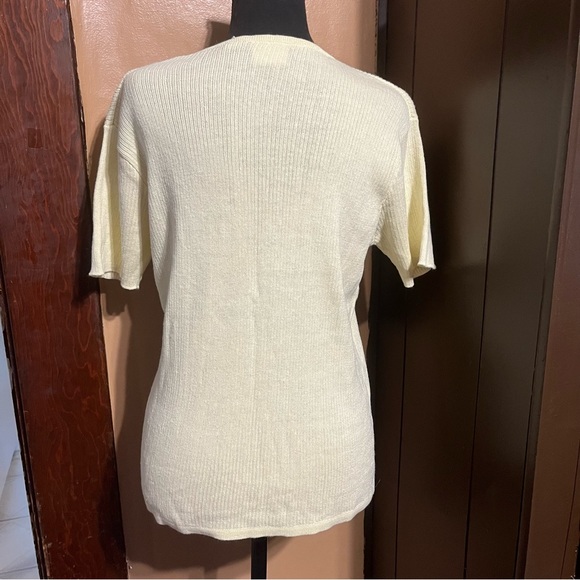 Vintage Villager Yellow Knit Top With Rose Embroidery - Picture 4 of 5